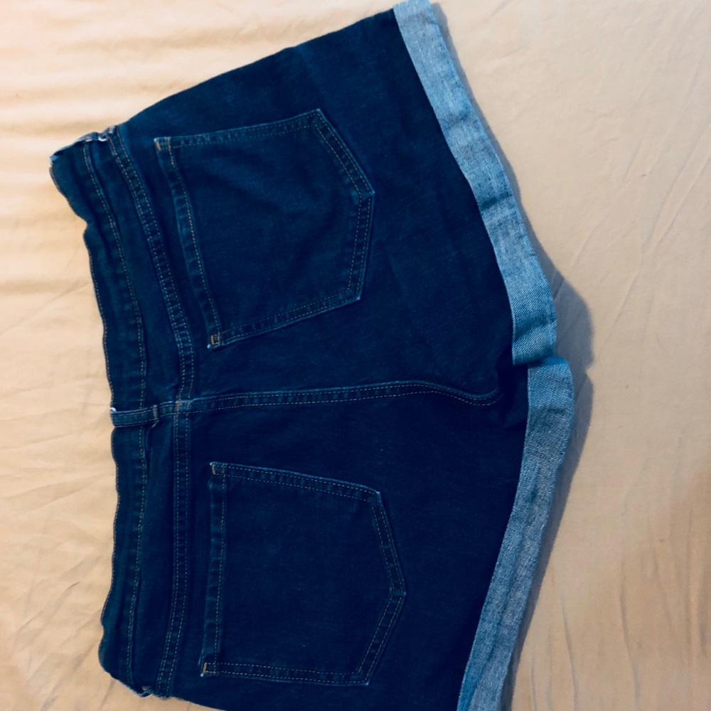Old navy denim jean shorts